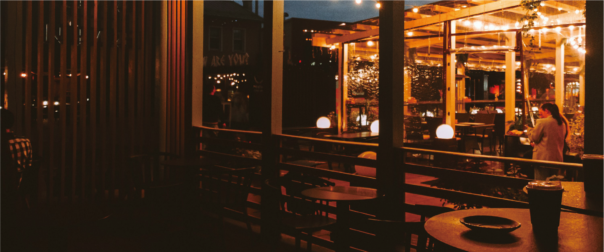 夜カフェのイメージ