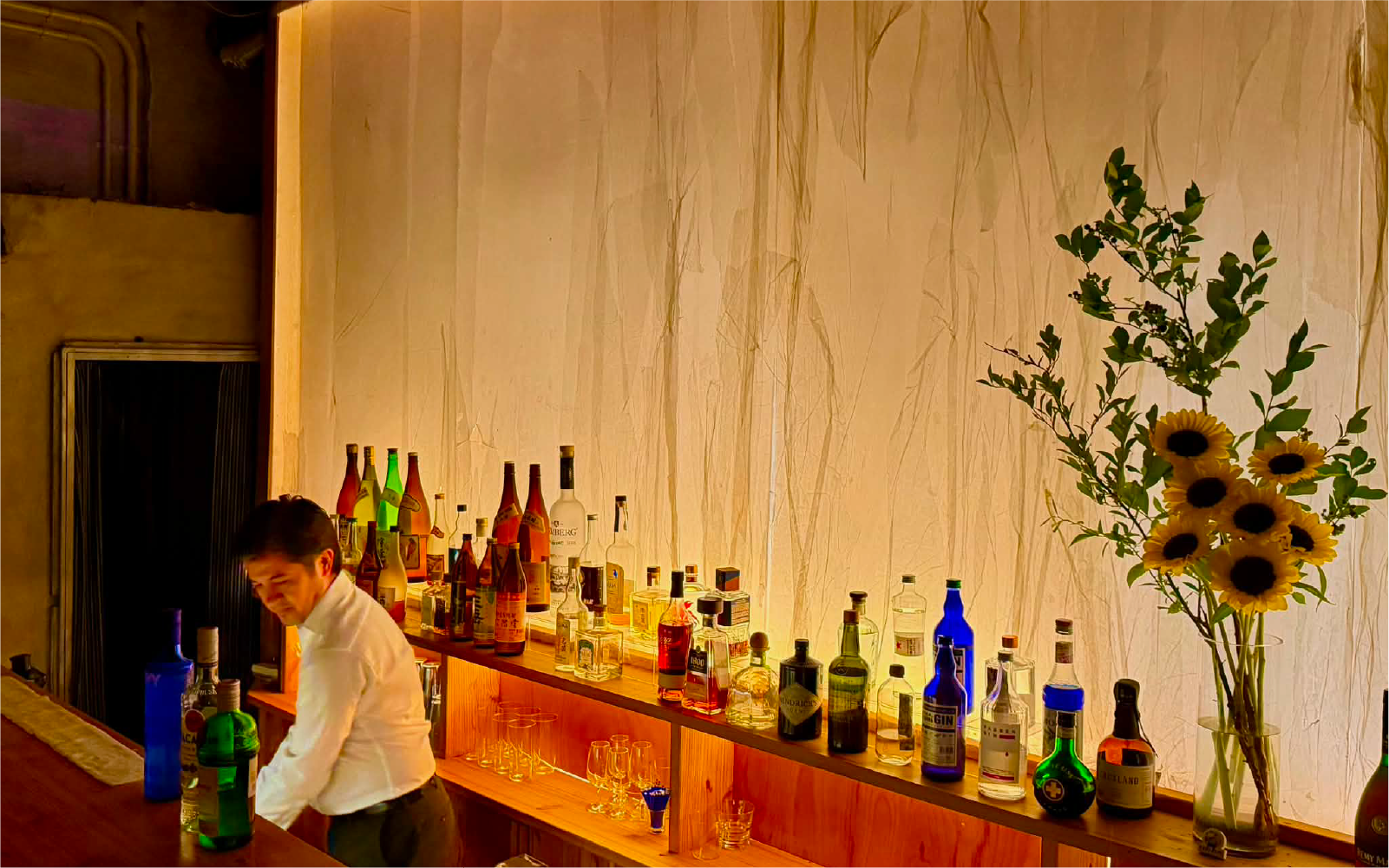 BAR & MUSIC Tio Pepeの店内